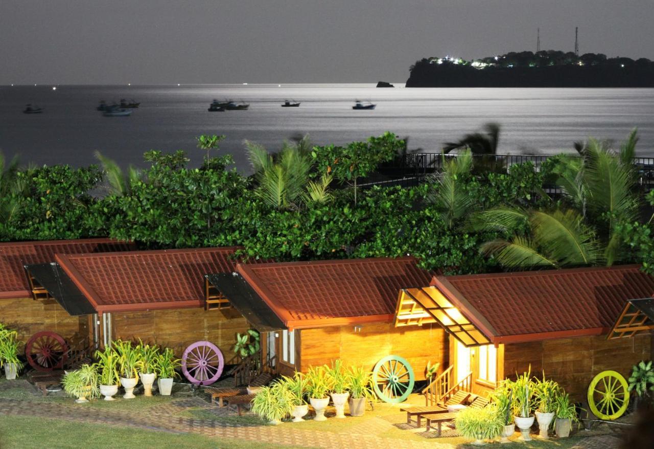 Jkab Beach Resort Trincomalee Eksteriør billede