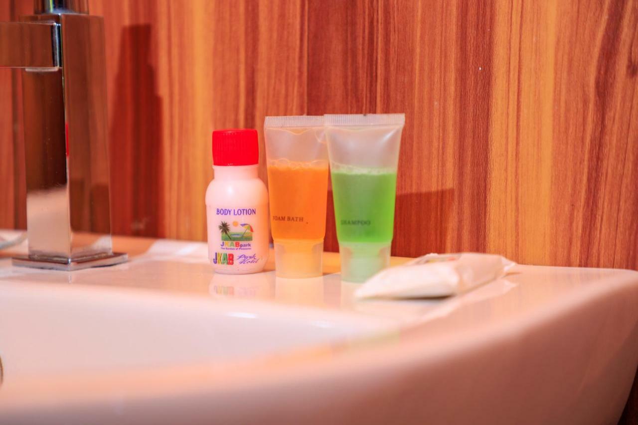 Jkab Beach Resort Trincomalee Eksteriør billede