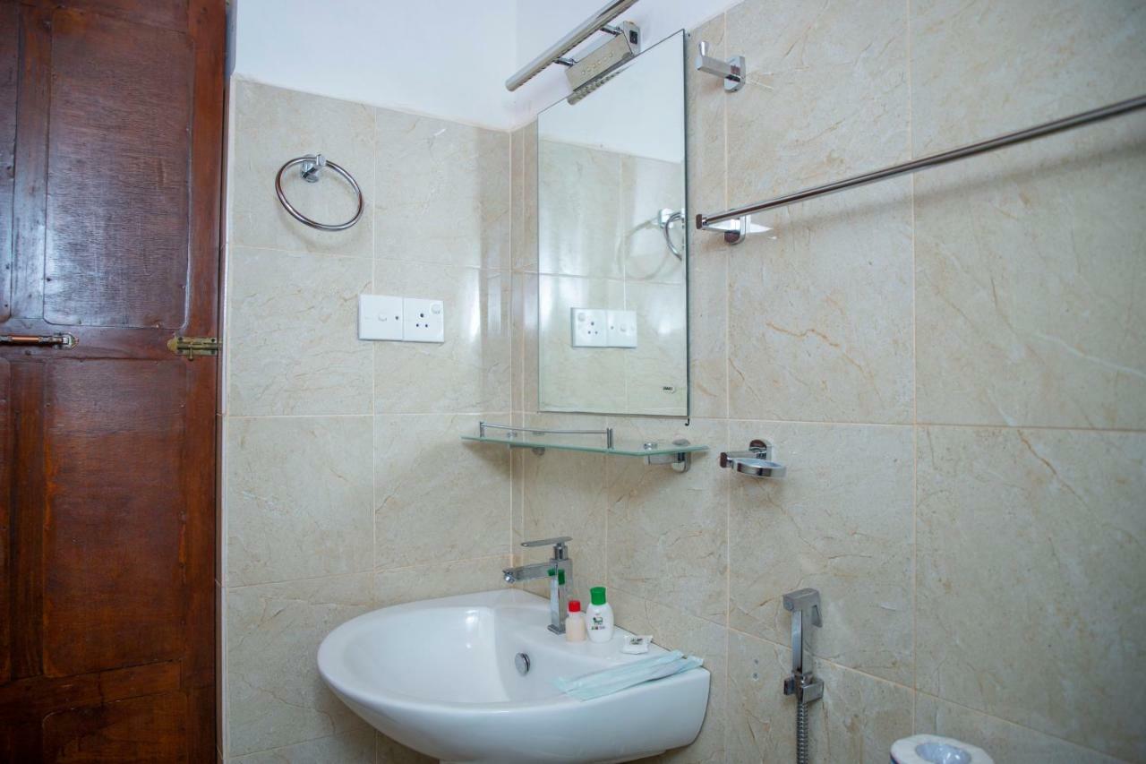 Jkab Beach Resort Trincomalee Eksteriør billede