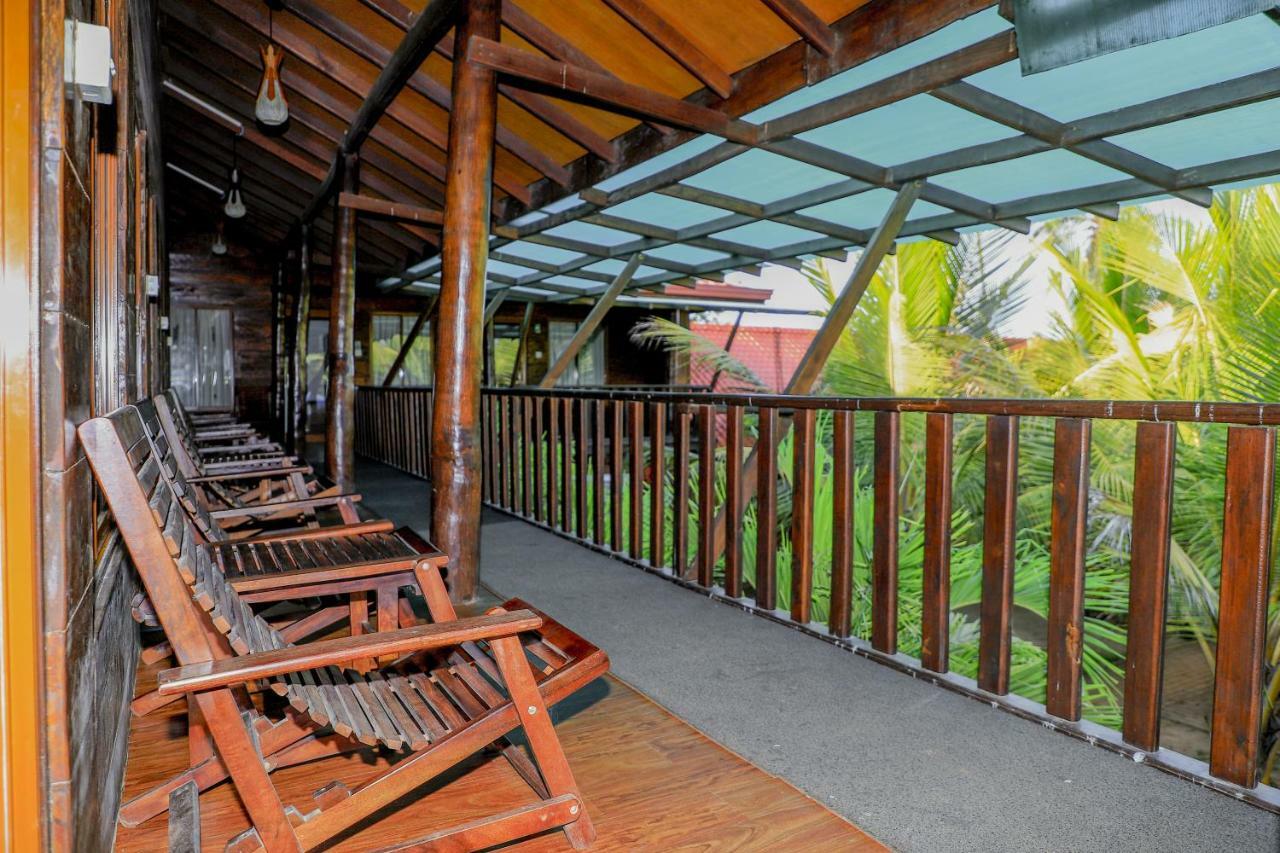 Jkab Beach Resort Trincomalee Eksteriør billede