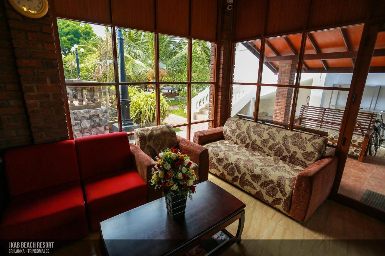 Jkab Beach Resort Trincomalee Eksteriør billede